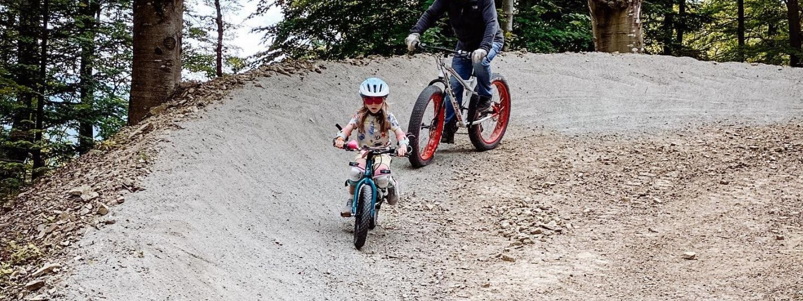 Park Rowerowy – świetna atrakcja dla starszych i młodszych, mniej i bardziej zaawansowanych kondycyjnie rowerzystów