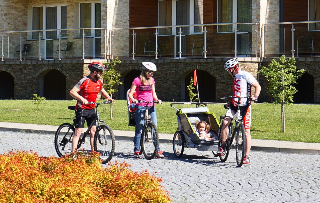 Sprzęt rowerowy dla dzieci w Hotelu Activa***